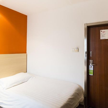 Motel Shenzhen Longgang Longcheng Square Metro Station Экстерьер фото