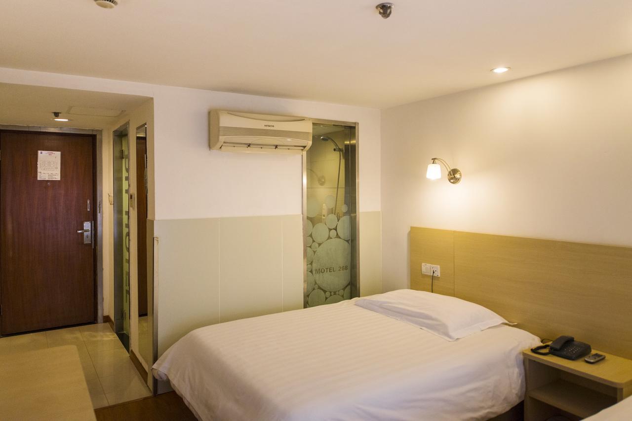 Motel Shenzhen Longgang Longcheng Square Metro Station Экстерьер фото