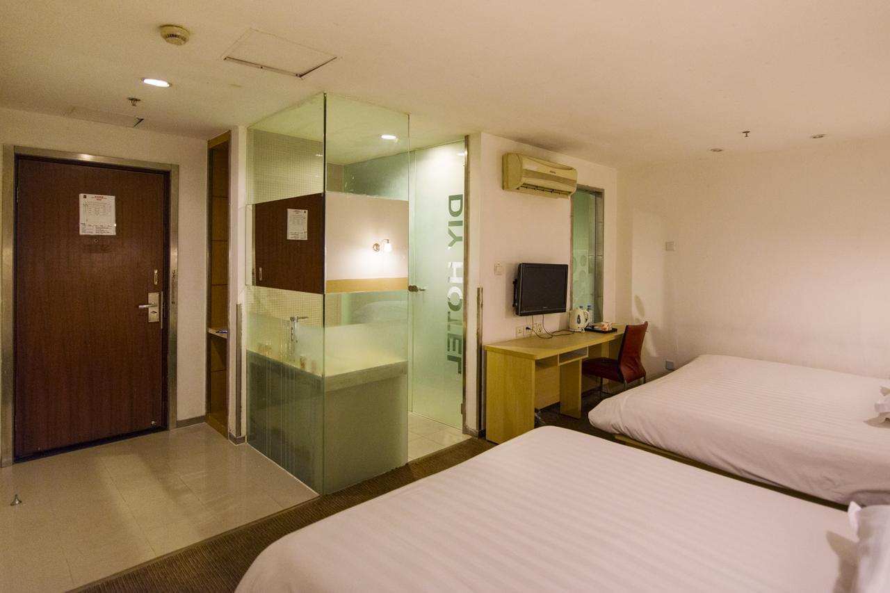 Motel Shenzhen Longgang Longcheng Square Metro Station Экстерьер фото
