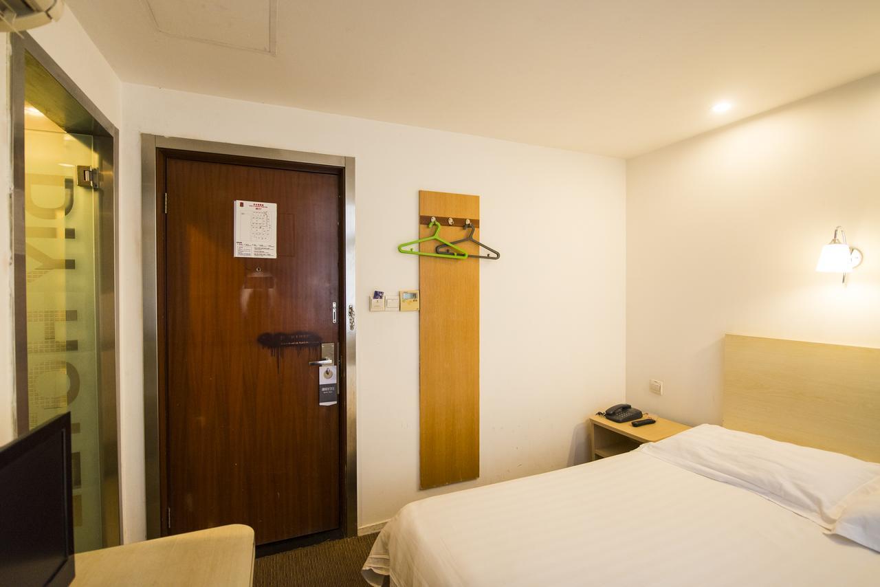 Motel Shenzhen Longgang Longcheng Square Metro Station Экстерьер фото