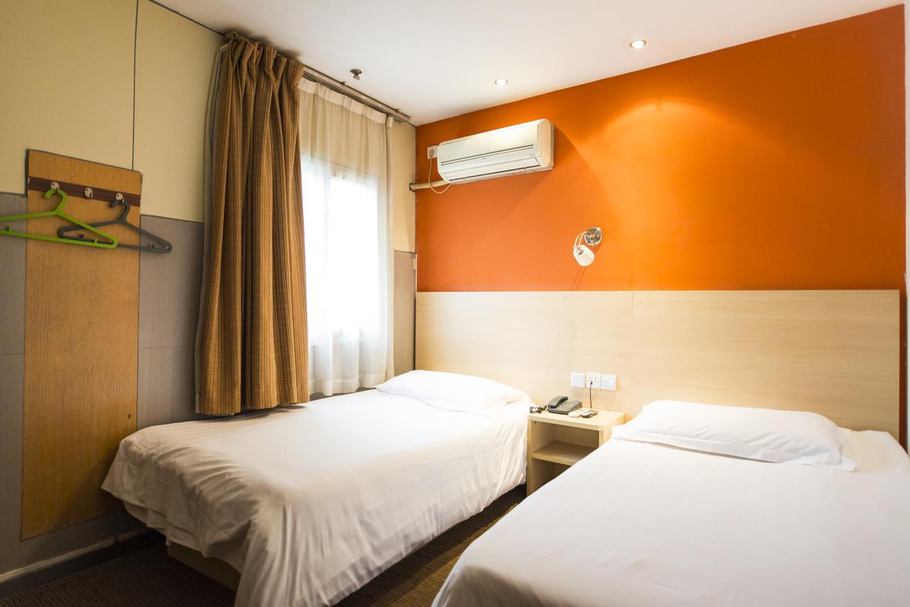 Motel Shenzhen Longgang Longcheng Square Metro Station Экстерьер фото