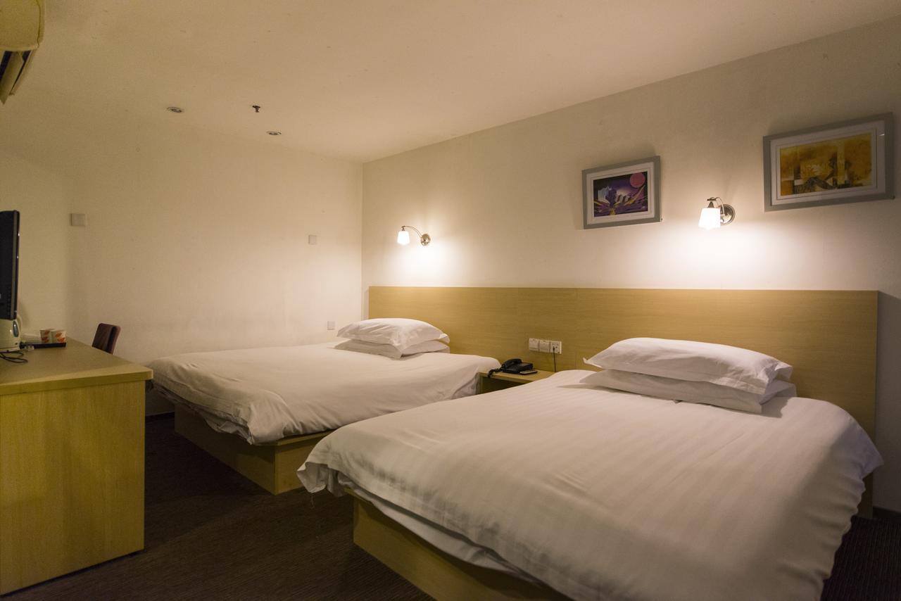 Motel Shenzhen Longgang Longcheng Square Metro Station Экстерьер фото