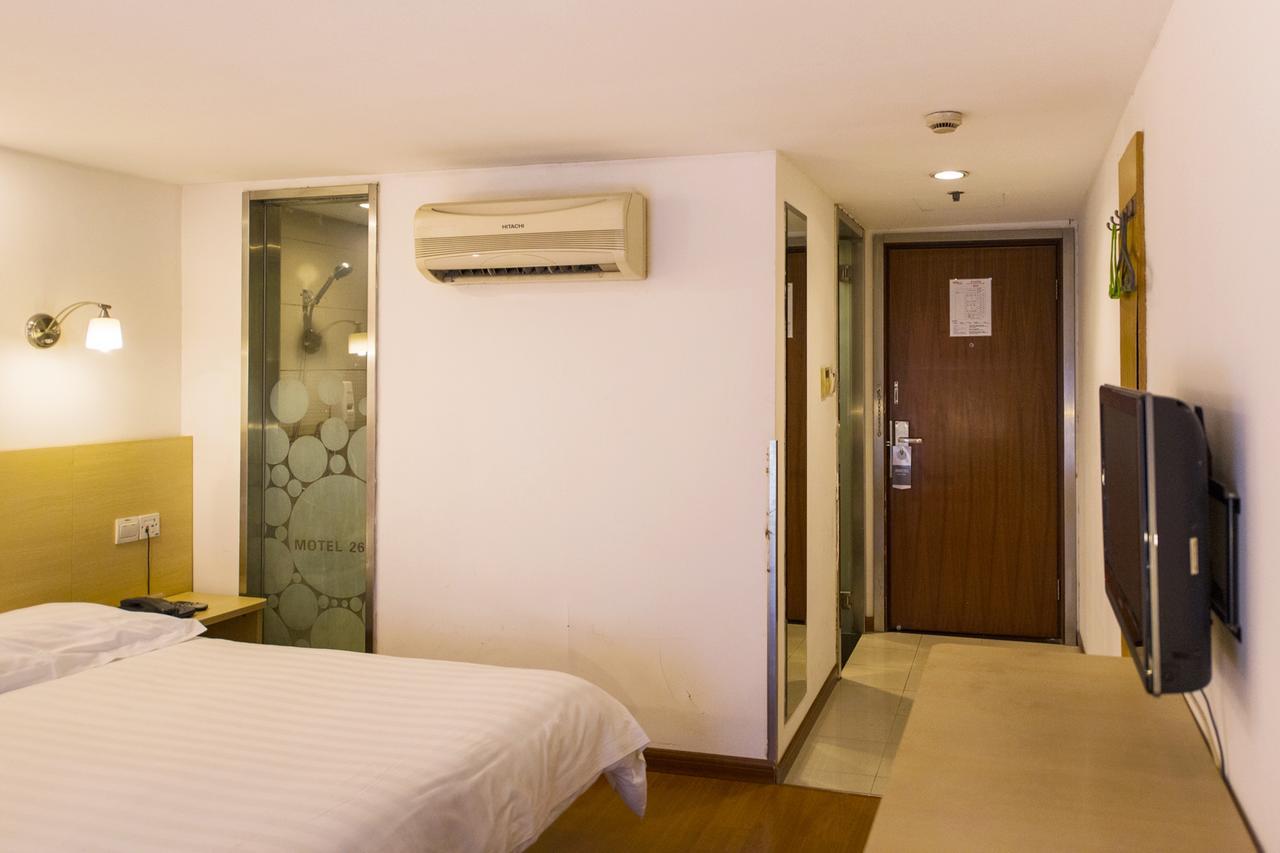 Motel Shenzhen Longgang Longcheng Square Metro Station Экстерьер фото