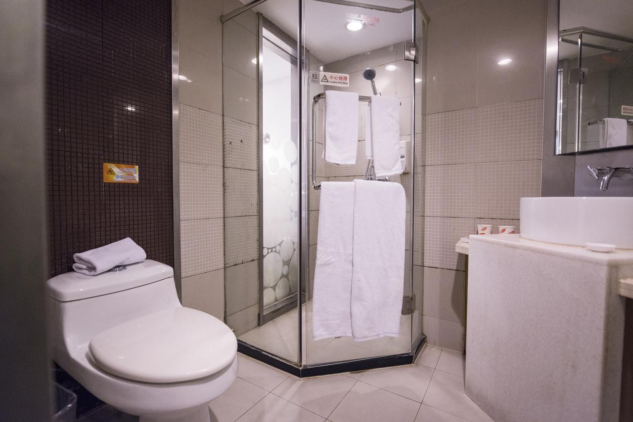 Motel Shenzhen Longgang Longcheng Square Metro Station Экстерьер фото